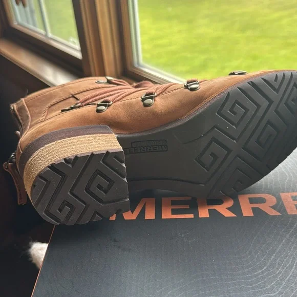 Merrell Tan Lace-Up Boots - Picture 4 of 7